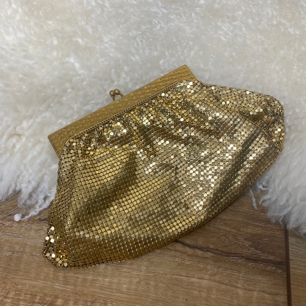 Vintage Mesh Whiting & Davis Kiss Lock Bag